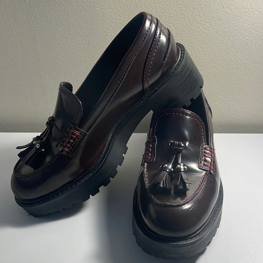 Zara Basic Collection Dark Burgundy Chunky Loafer Women's size 35 EU (US 4.5-5)